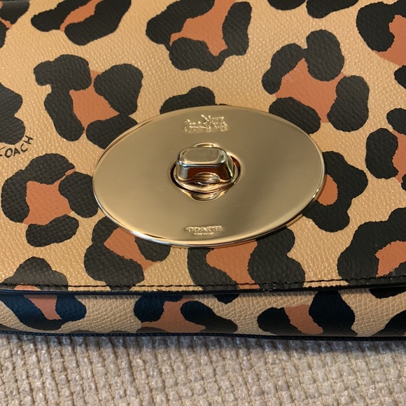 COACH Leopard Print Crossbody. Big enough to carry phone, keys, small wallet. - Picture 2 of 12
